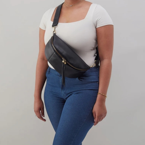 HOBO Handbags - HOBO Hunter Medium Belt Bag In Black